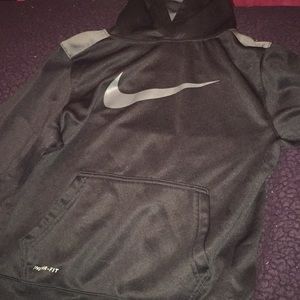 Boys black nike sweatshirt